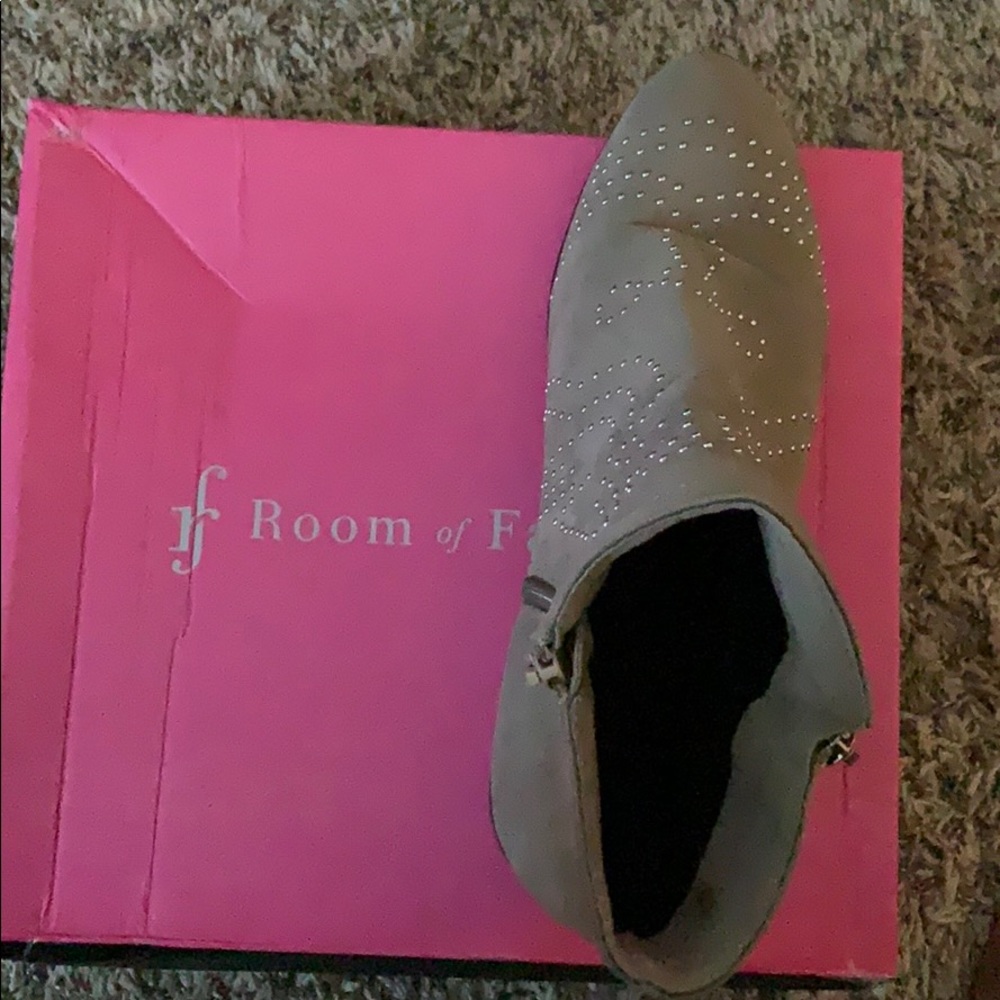 Lightly worn comfortable  ankle boots